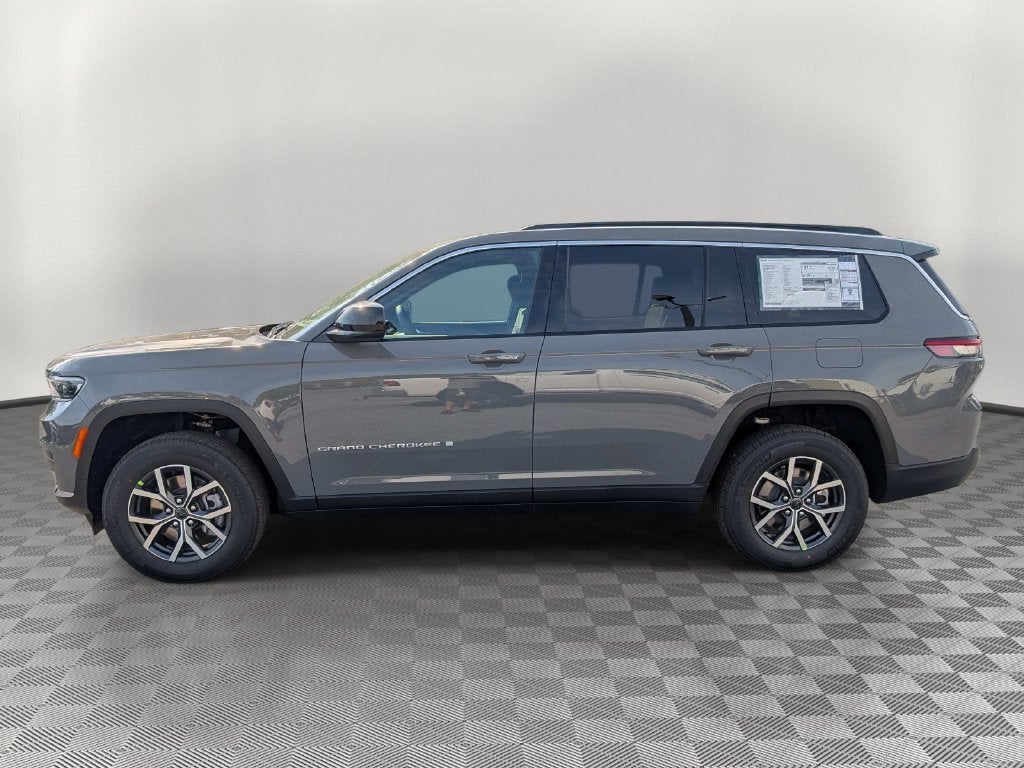 2027 Jeep Grand Cherokee GRAND CHEROKEE L LAREDO X 4X4