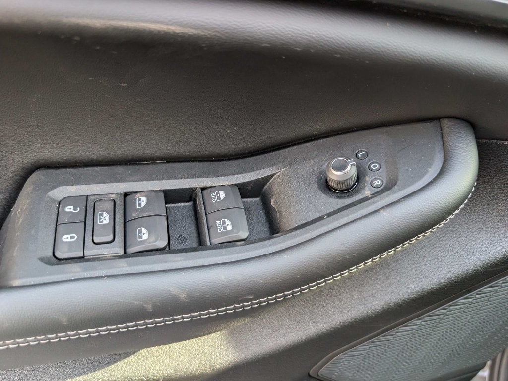 2027 Jeep Grand Cherokee GRAND CHEROKEE L LAREDO X 4X4