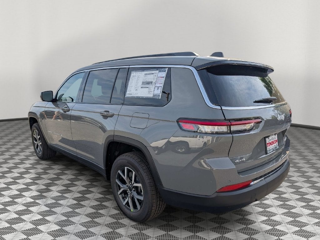 2027 Jeep Grand Cherokee GRAND CHEROKEE L LAREDO X 4X4