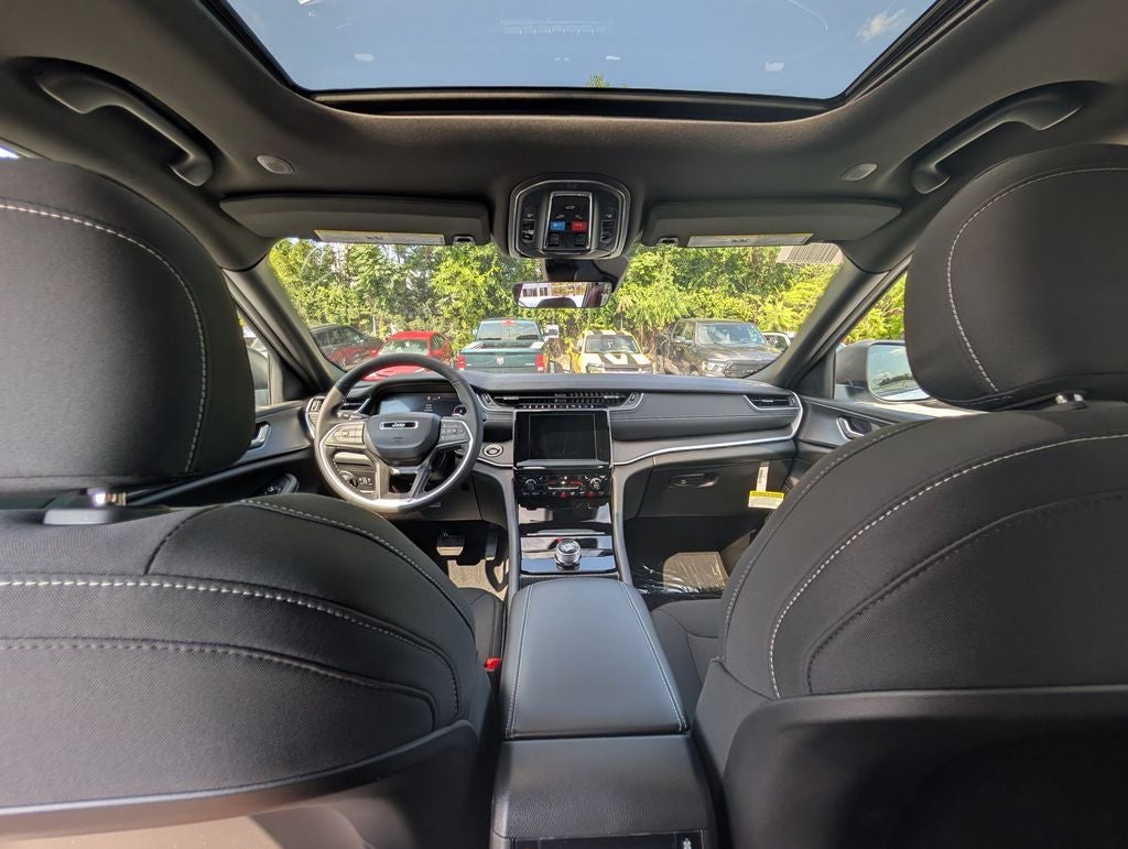 2026 Jeep Grand Cherokee L Laredo