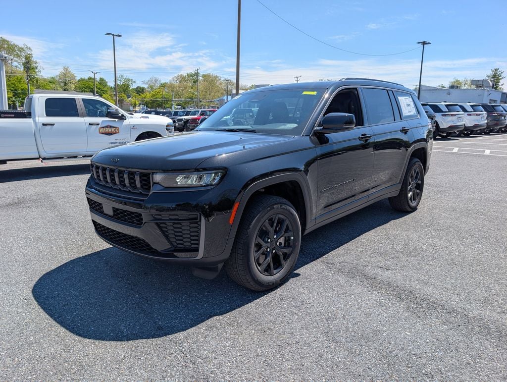2026 Jeep Grand Cherokee GRAND CHEROKEE L LAREDO ALTITUDE 4X4
