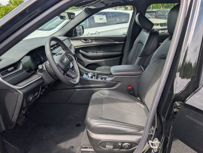 2026 Jeep Grand Cherokee GRAND CHEROKEE L LAREDO ALTITUDE 4X4