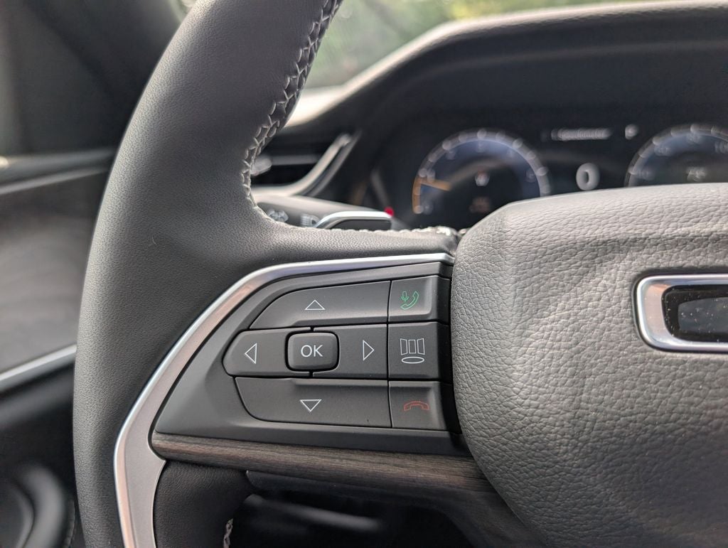 2026 Jeep Grand Cherokee GRAND CHEROKEE L LAREDO ALTITUDE 4X4