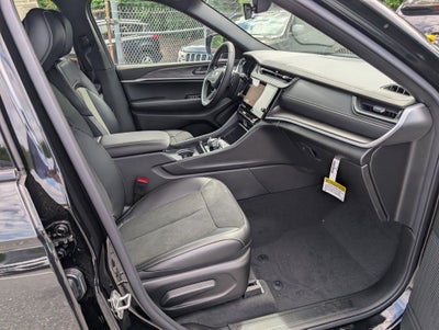 2026 Jeep Grand Cherokee GRAND CHEROKEE L LAREDO ALTITUDE 4X4