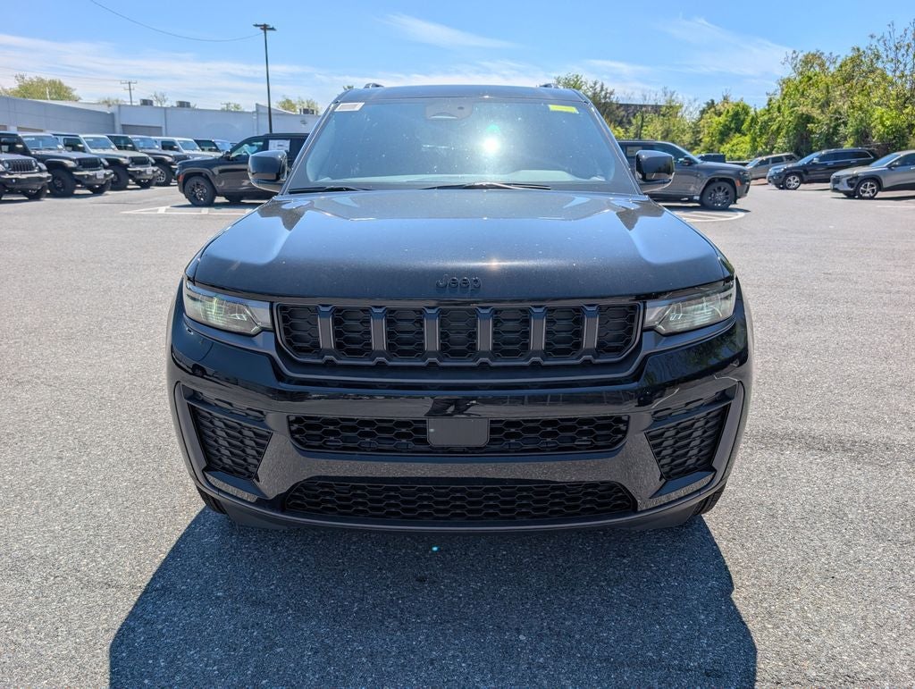 2026 Jeep Grand Cherokee GRAND CHEROKEE L LAREDO ALTITUDE 4X4