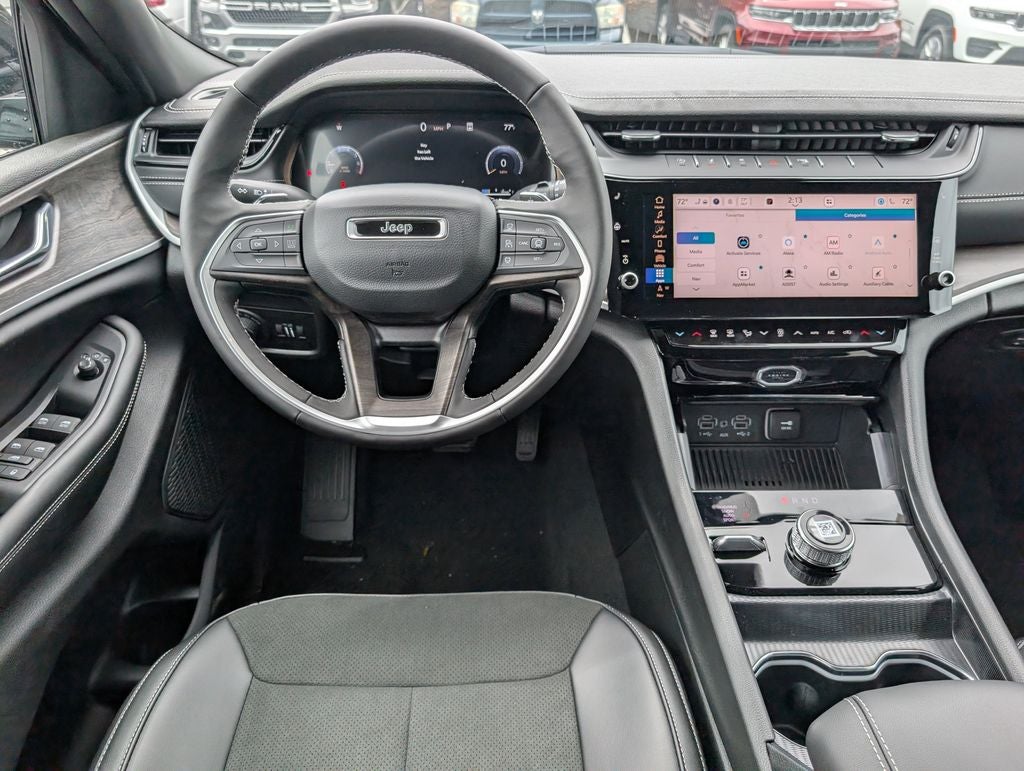 2026 Jeep Grand Cherokee GRAND CHEROKEE L LAREDO ALTITUDE 4X4