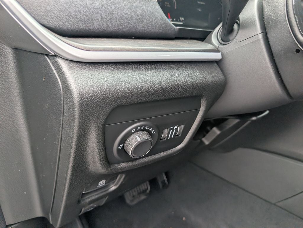 2026 Jeep Grand Cherokee GRAND CHEROKEE L LAREDO ALTITUDE 4X4