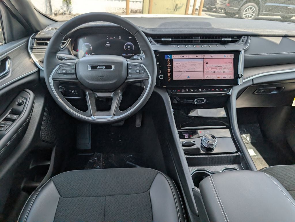 2026 Jeep Grand Cherokee GRAND CHEROKEE L LAREDO ALTITUDE 4X4