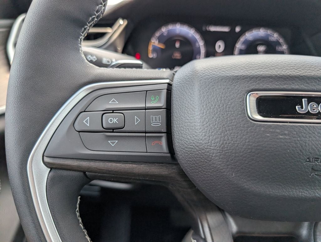 2026 Jeep Grand Cherokee GRAND CHEROKEE L LAREDO ALTITUDE 4X4