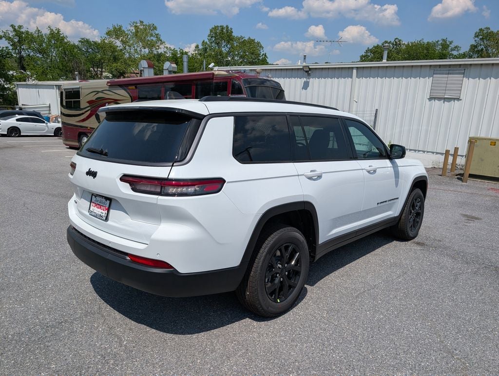 2026 Jeep Grand Cherokee GRAND CHEROKEE L LAREDO ALTITUDE 4X4