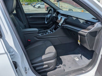 2026 Jeep Grand Cherokee GRAND CHEROKEE L LAREDO ALTITUDE 4X4