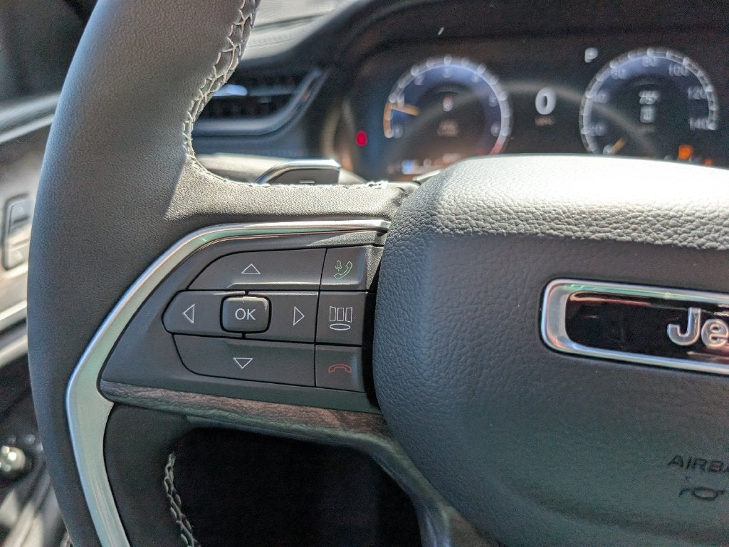 2027 Jeep Grand Cherokee GRAND CHEROKEE L LIMITED 4X4