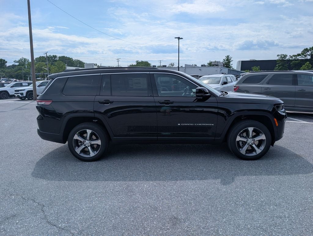 2026 Jeep Grand Cherokee GRAND CHEROKEE L LIMITED 4X4