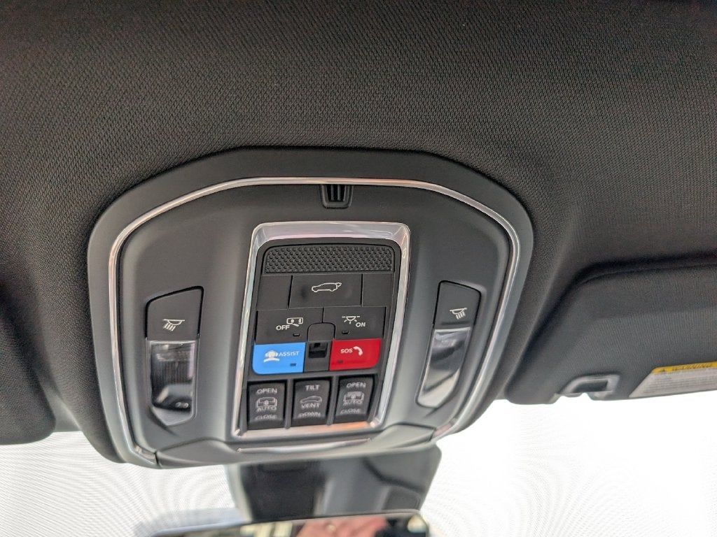 2026 Jeep Grand Cherokee GRAND CHEROKEE L LIMITED 4X4
