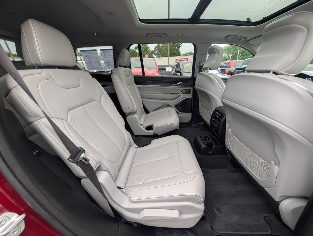 2022 Jeep Grand Cherokee L Overland 4x4