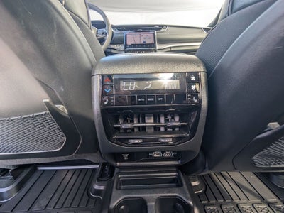 2023 Jeep Grand Cherokee L Overland 4x4
