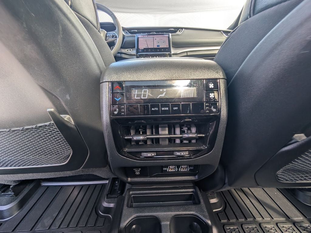 2023 Jeep Grand Cherokee L Overland 4x4