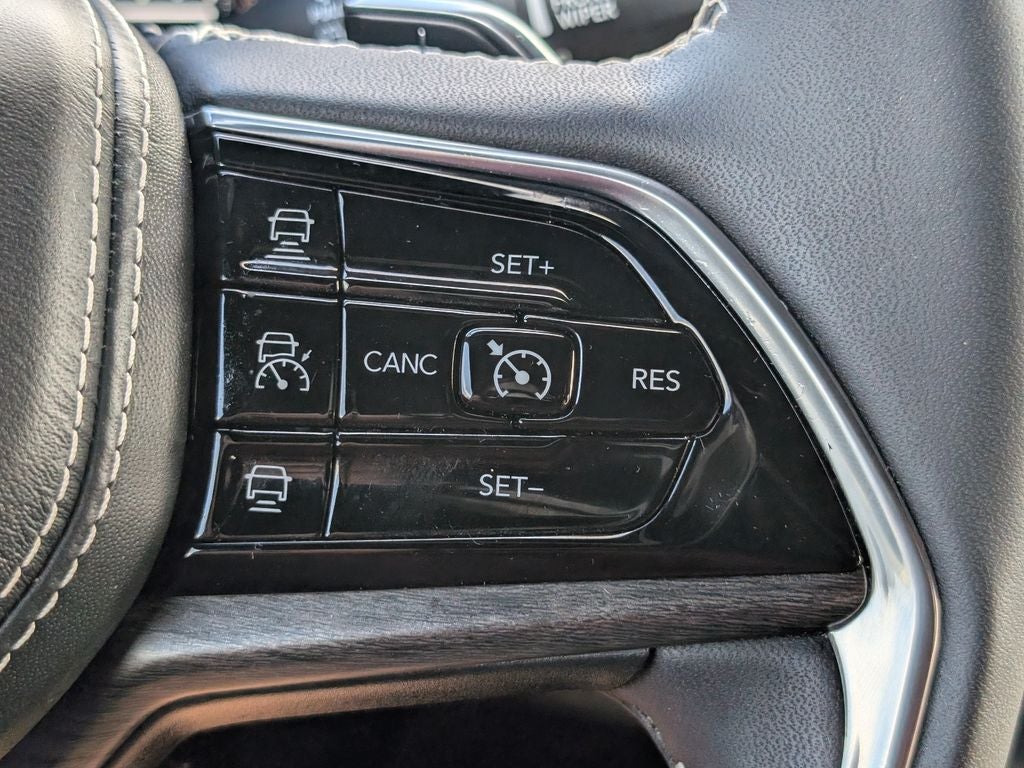 2023 Jeep Grand Cherokee L Overland 4x4