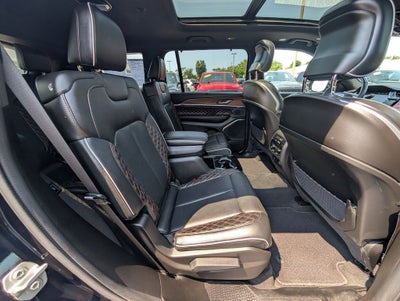 2023 Jeep Grand Cherokee L Summit 4x4