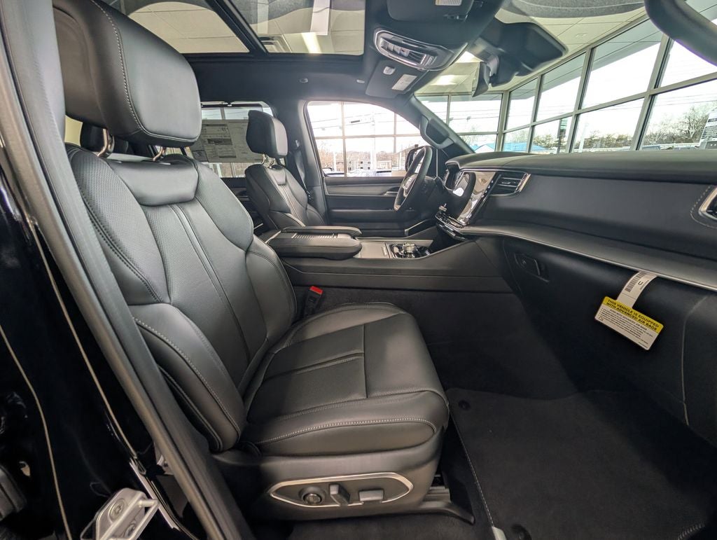 2026 Jeep Grand Wagoneer GRAND WAGONEER LIMITED RESERVE 4X4