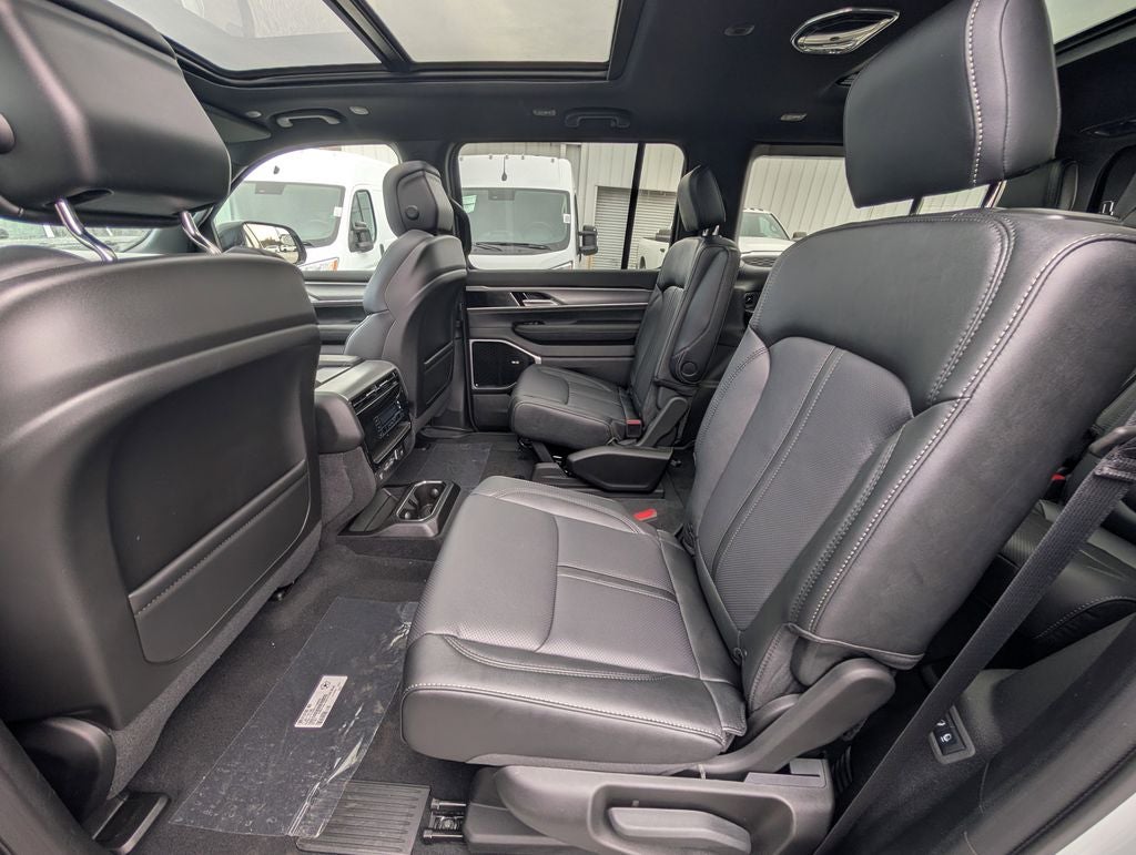 2026 Jeep Grand Wagoneer GRAND WAGONEER LIMITED ALTITUDE 4X4