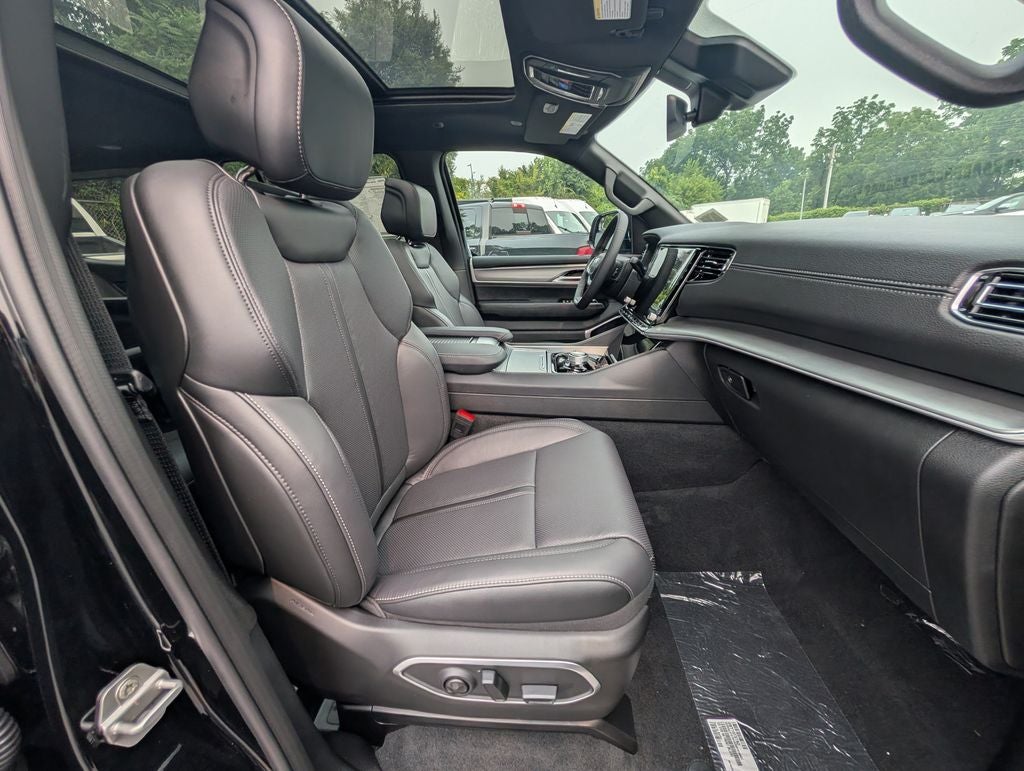 2026 Jeep Grand Wagoneer Limited Altitude