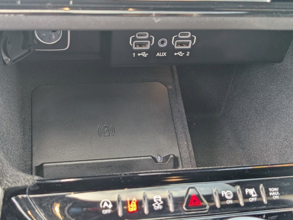 2023 Jeep Wagoneer Series III 4x4