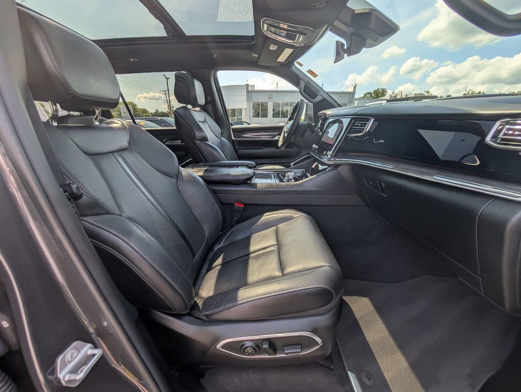 2022 Jeep Wagoneer Series III 4x4