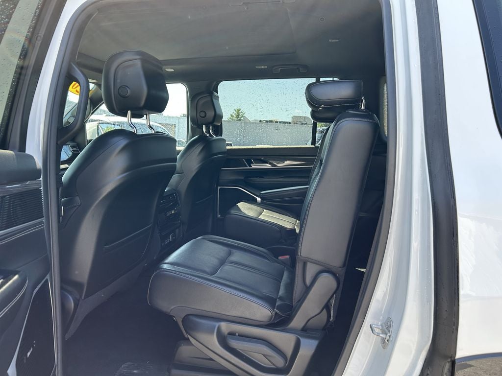 2022 Jeep Wagoneer Series III 4x4