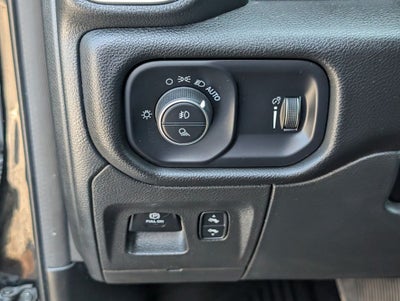2023 RAM 1500 Big Horn Quad Cab 4x4 6'4' Box