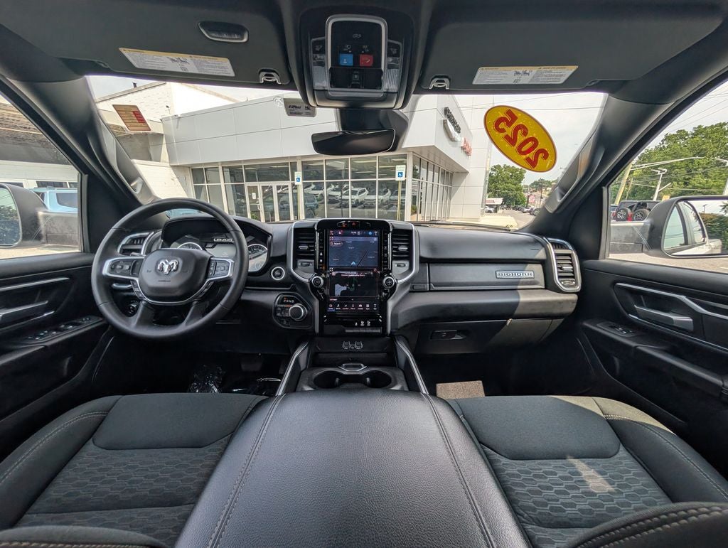2025 RAM 1500 Big Horn Crew Cab 4x4 6'4' Box