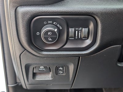 2025 RAM 1500 Big Horn Crew Cab 4x4 6'4' Box