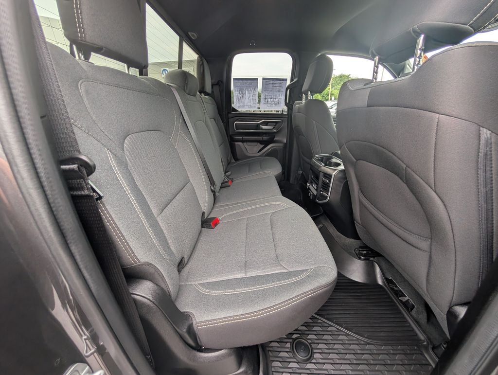 2022 RAM 1500 Big Horn Quad Cab 4x4 6'4' Box
