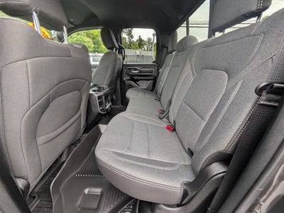 2022 RAM 1500 Big Horn Quad Cab 4x4 6'4' Box