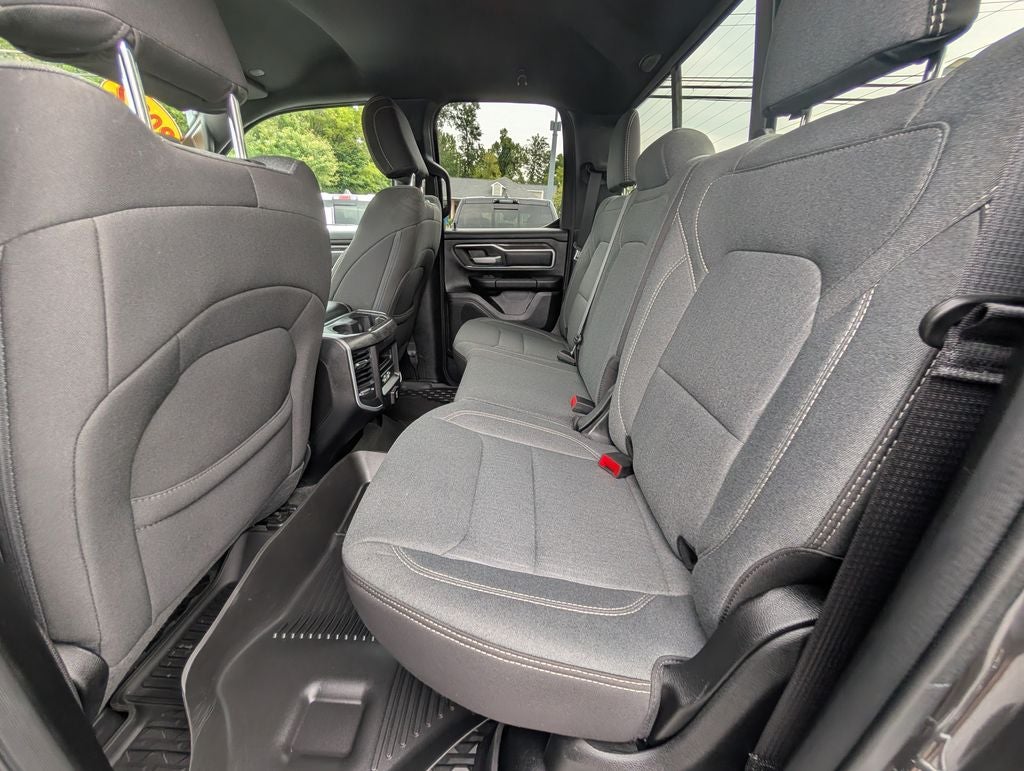 2022 RAM 1500 Big Horn Quad Cab 4x4 6'4' Box