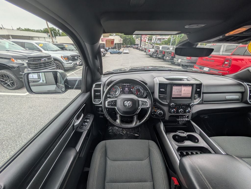2022 RAM 1500 Big Horn Quad Cab 4x4 6'4' Box
