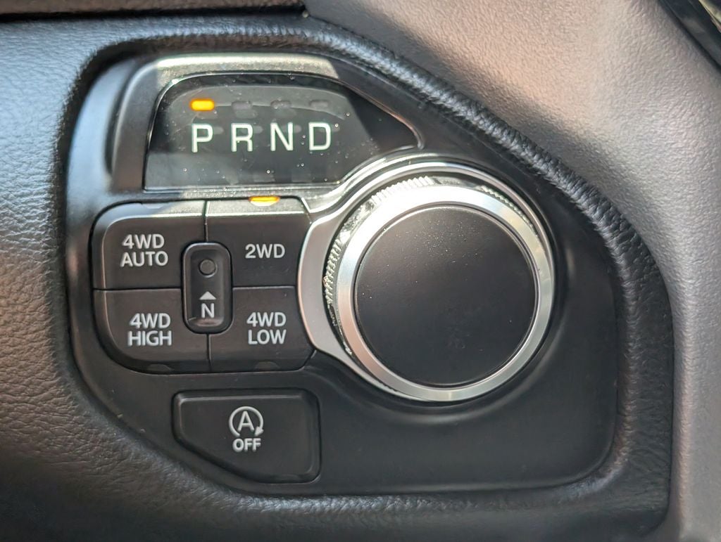 2023 RAM 1500 Big Horn Crew Cab 4x4 5'7' Box