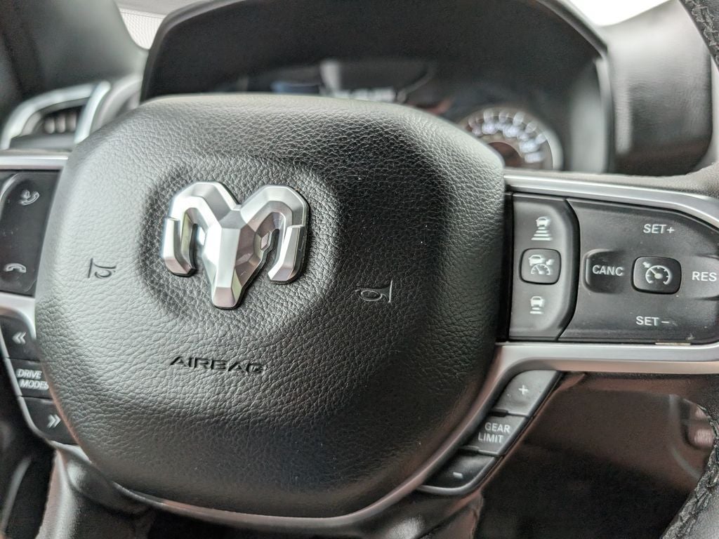 2025 RAM 1500 Big Horn Crew Cab 4x4 5'7' Box
