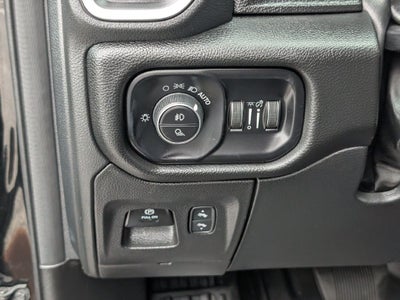 2025 RAM 1500 Big Horn Crew Cab 4x4 5'7' Box