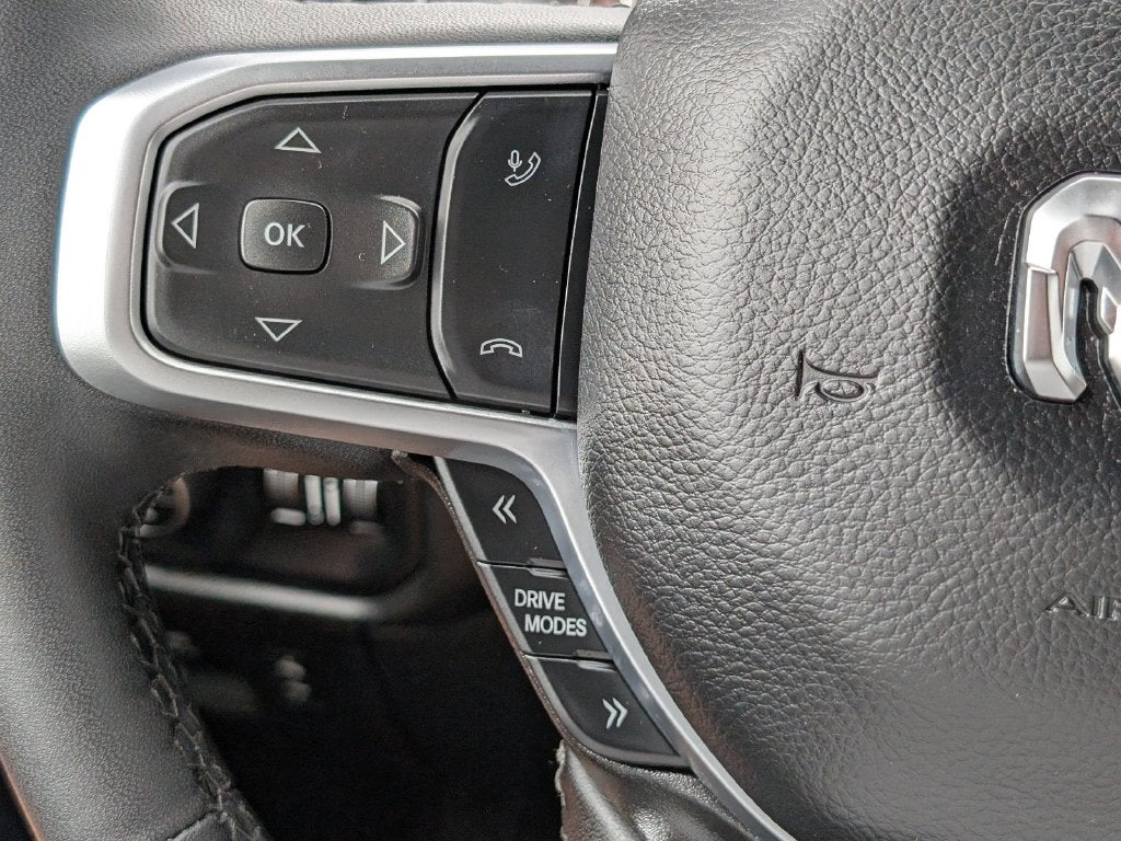 2025 RAM 1500 Big Horn Crew Cab 4x4 5'7' Box