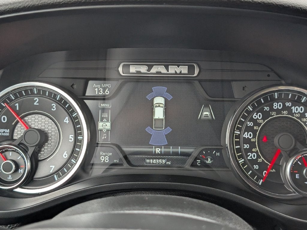 2025 RAM 1500 Big Horn Crew Cab 4x4 5'7' Box