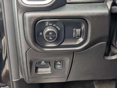 2023 RAM 1500 Big Horn Crew Cab 4x4 5'7' Box