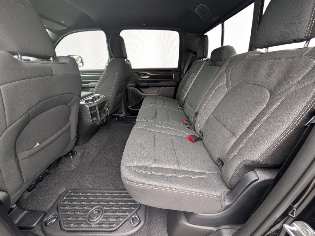 2027 RAM Ram 1500 RAM 1500 BIG HORN CREW CAB 4X4 5'7' BOX