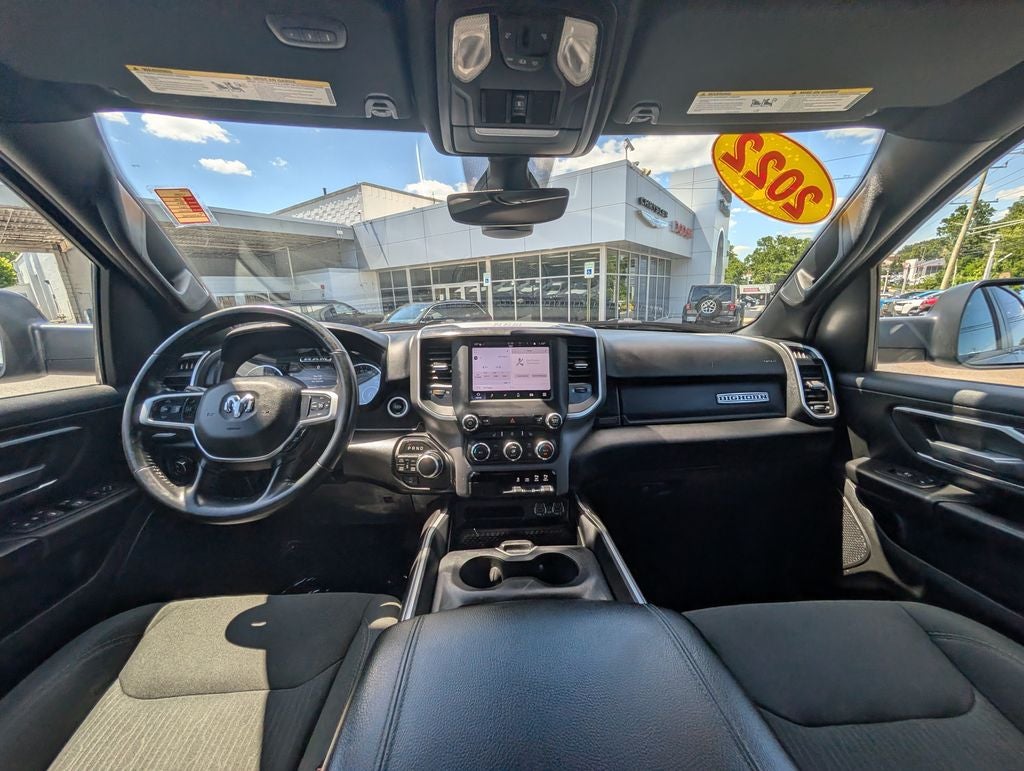 2022 RAM 1500 Big Horn Crew Cab 4x4 6'4' Box