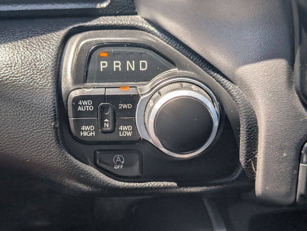 2022 RAM 1500 Big Horn Crew Cab 4x4 6'4' Box