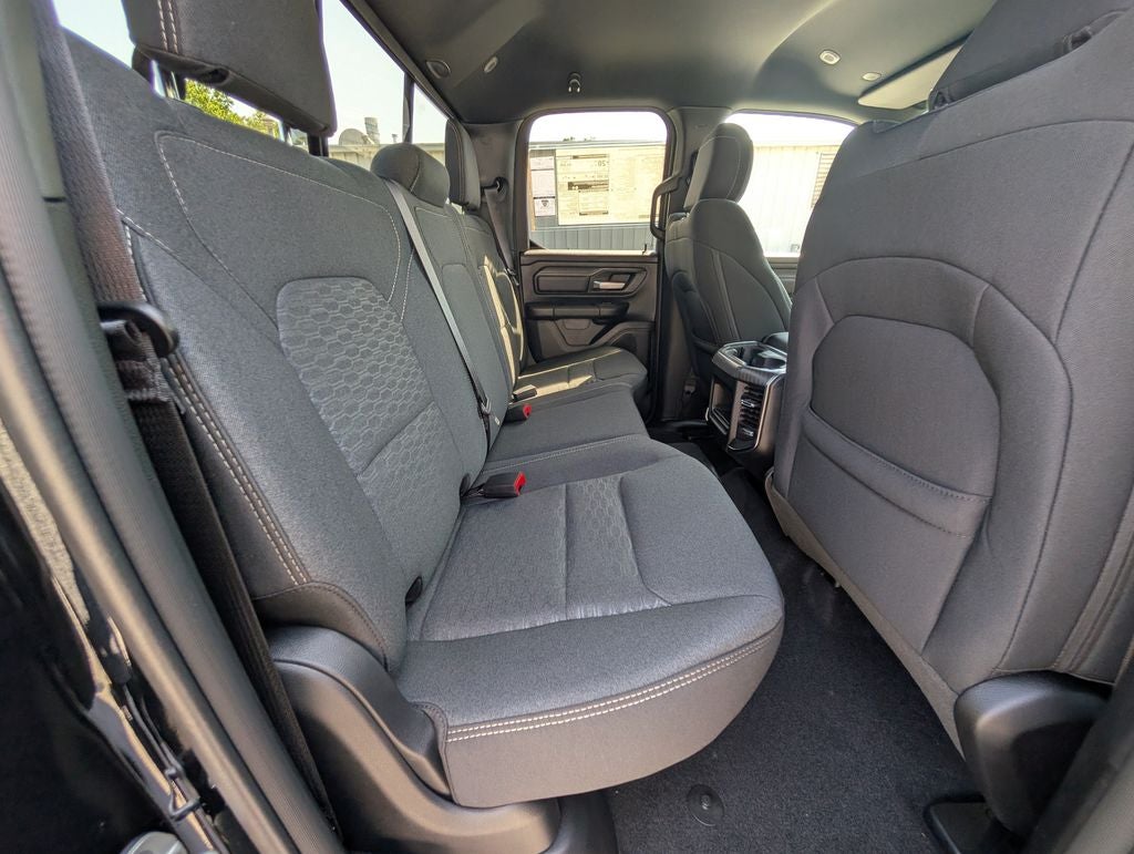 2026 RAM Ram 1500 RAM 1500 EXPRESS QUAD CAB 4X4 6'4' BOX