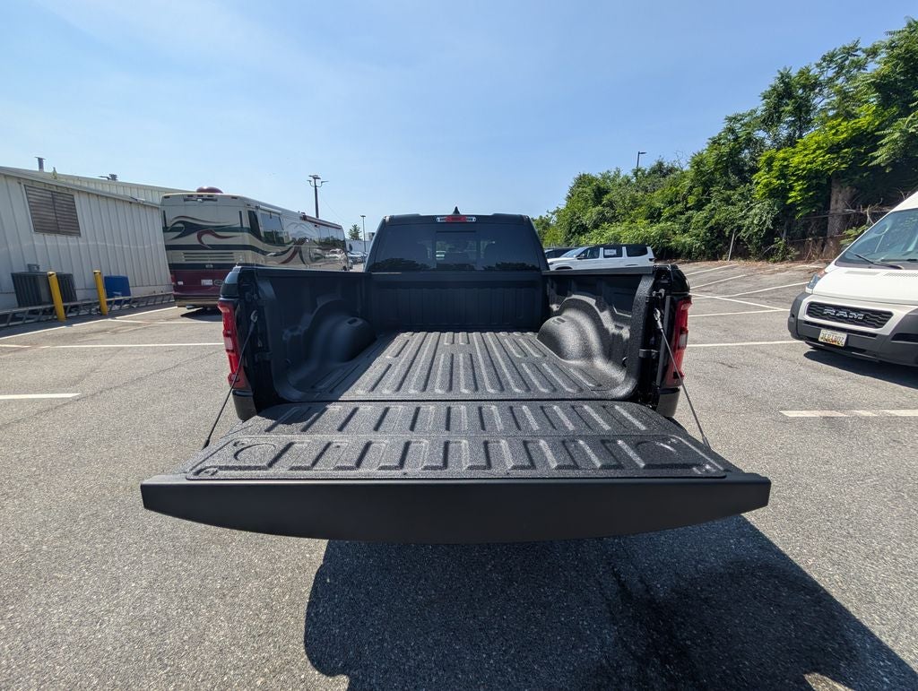 2026 RAM Ram 1500 RAM 1500 EXPRESS QUAD CAB 4X4 6'4' BOX