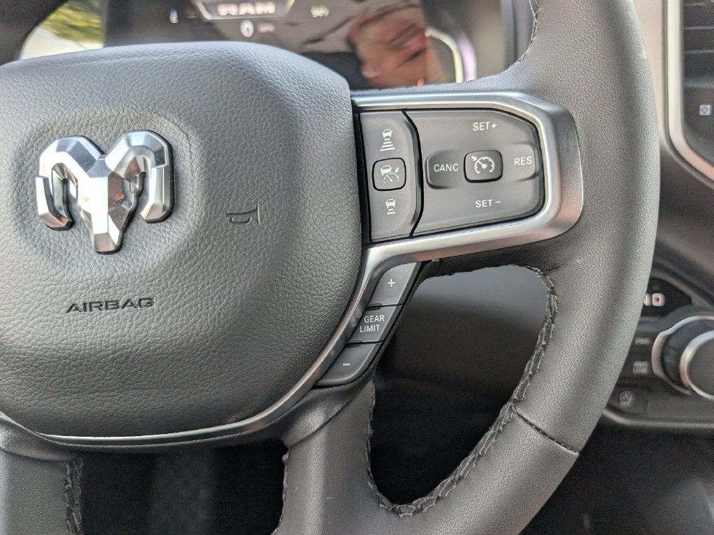 2027 RAM Ram 1500 RAM 1500 BIG HORN CREW CAB 4X4 5'7' BOX