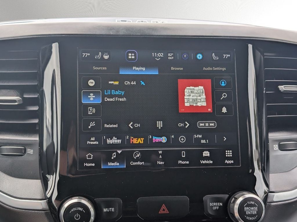 2022 RAM 1500 Big Horn Crew Cab 4x4 5'7' Box