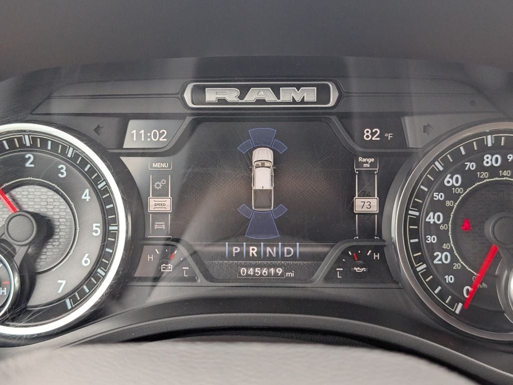 2022 RAM 1500 Big Horn Crew Cab 4x4 5'7' Box